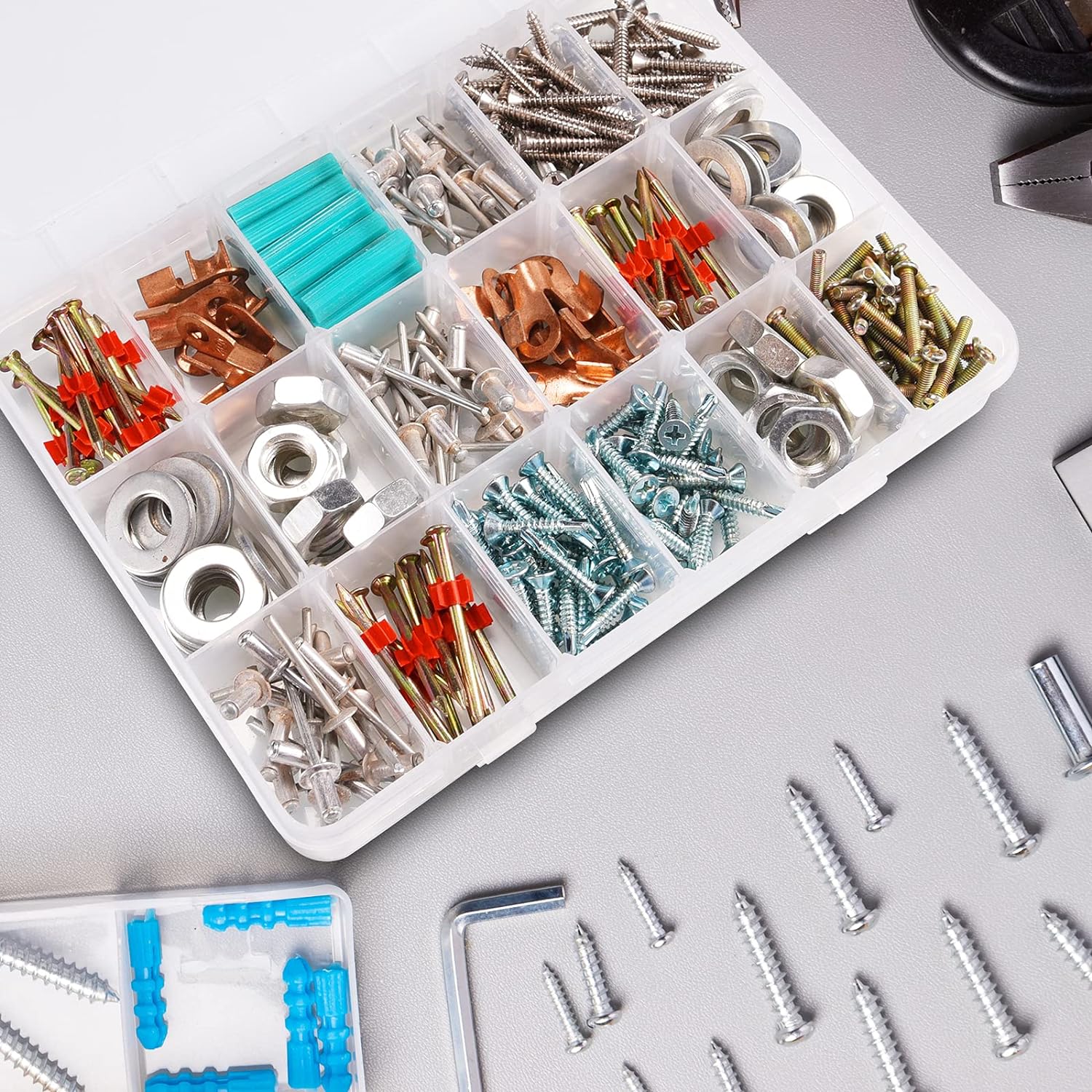 Exptolii 18 Grids Plastic Organizer Box with Dividers. Clear Compartment Container Storage for Beads Crafts Jewelry Fishing Tackles. Size 7.9 x 6.2 x 1.2 in - Image 6